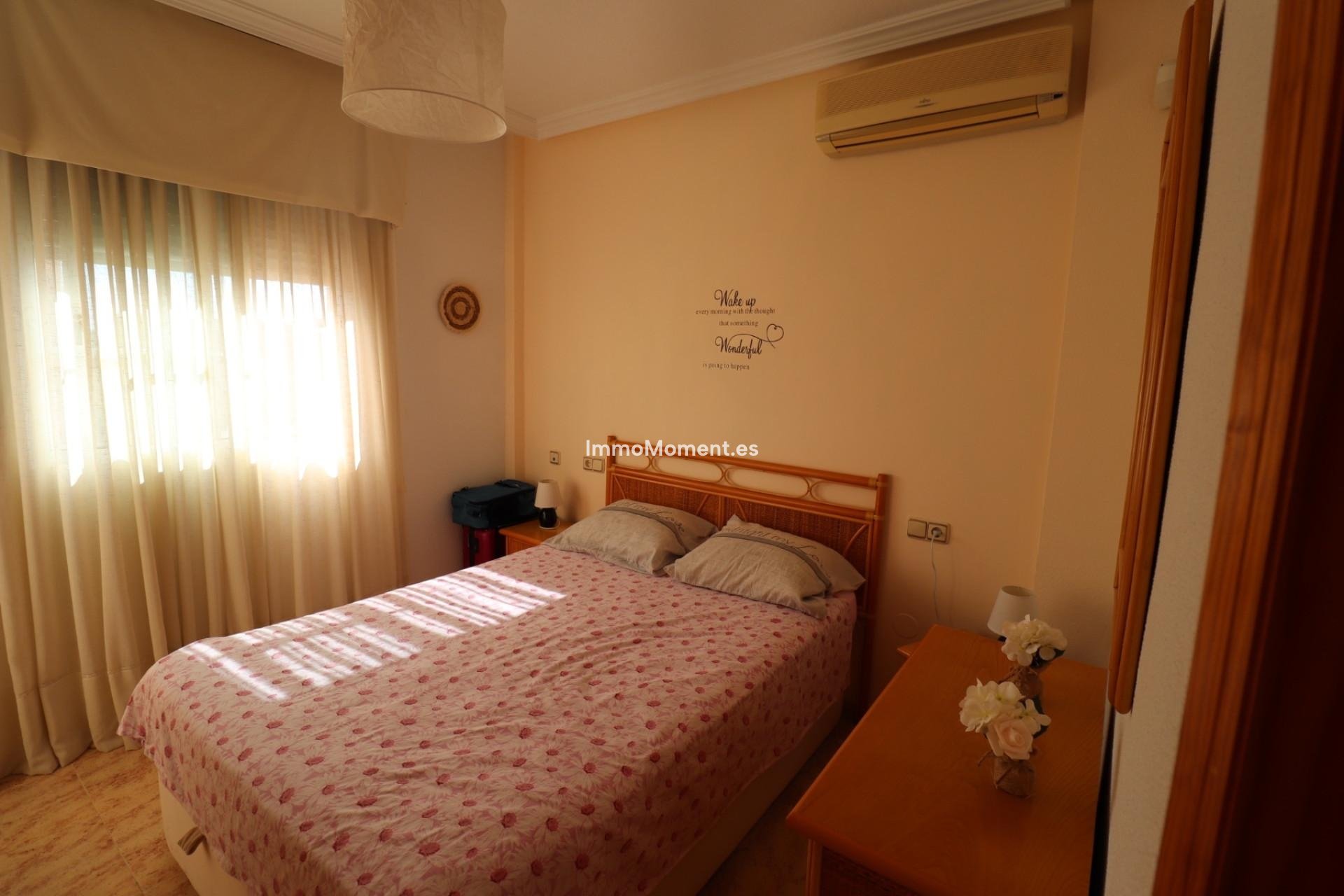 Bestaande woning - Villa - Villamartin