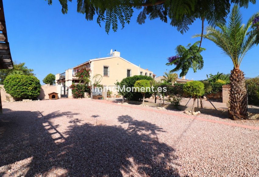 Bestaande woning - Vrijstaande villa - Albatera - Albatera Centro