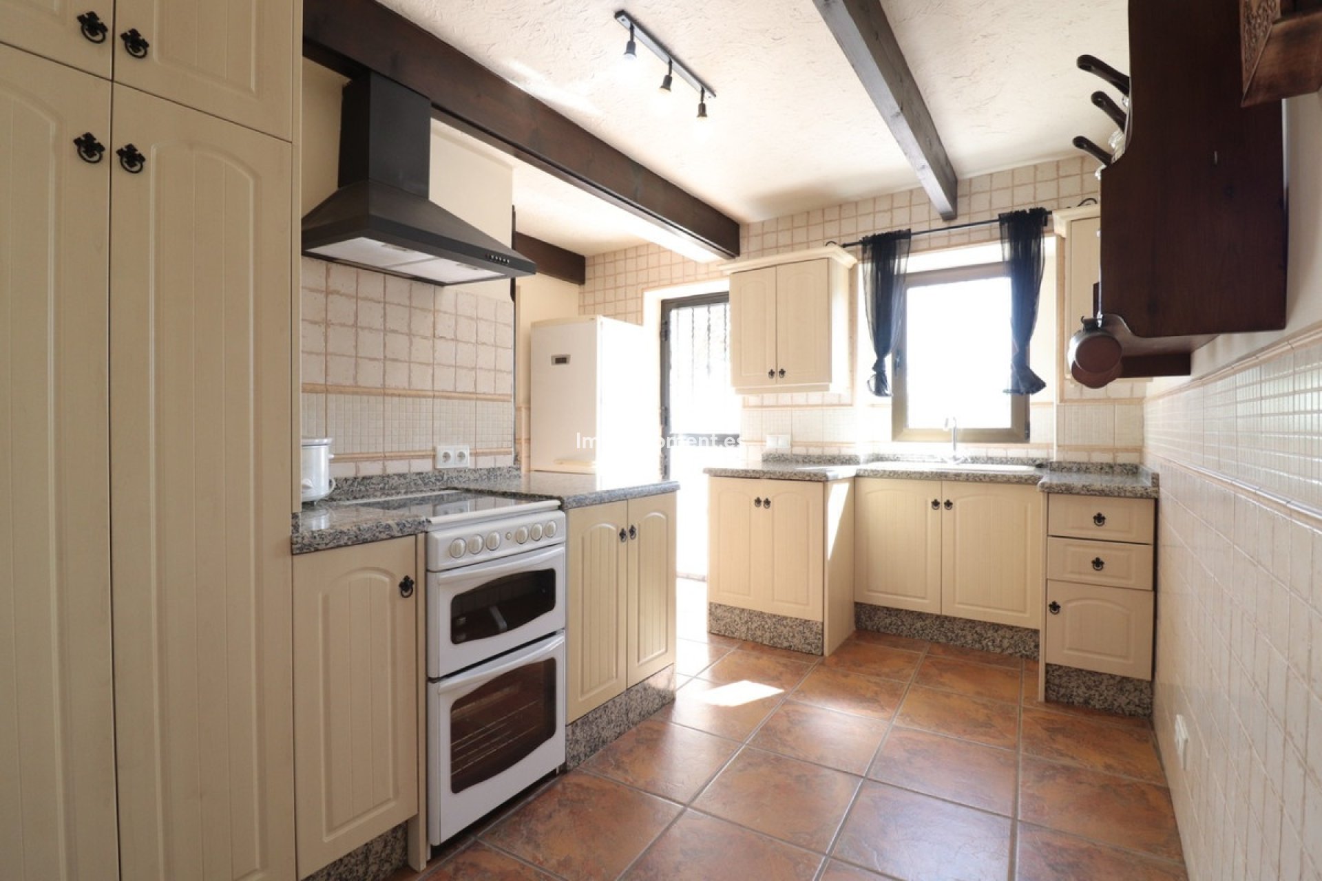 Bestaande woning - Vrijstaande villa - Albatera - Albatera Centro