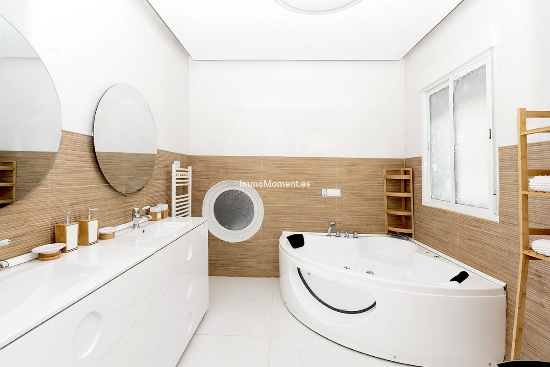 Bestaande woning - Vrijstaande villa - Benalmadena - Benalmadena Centro