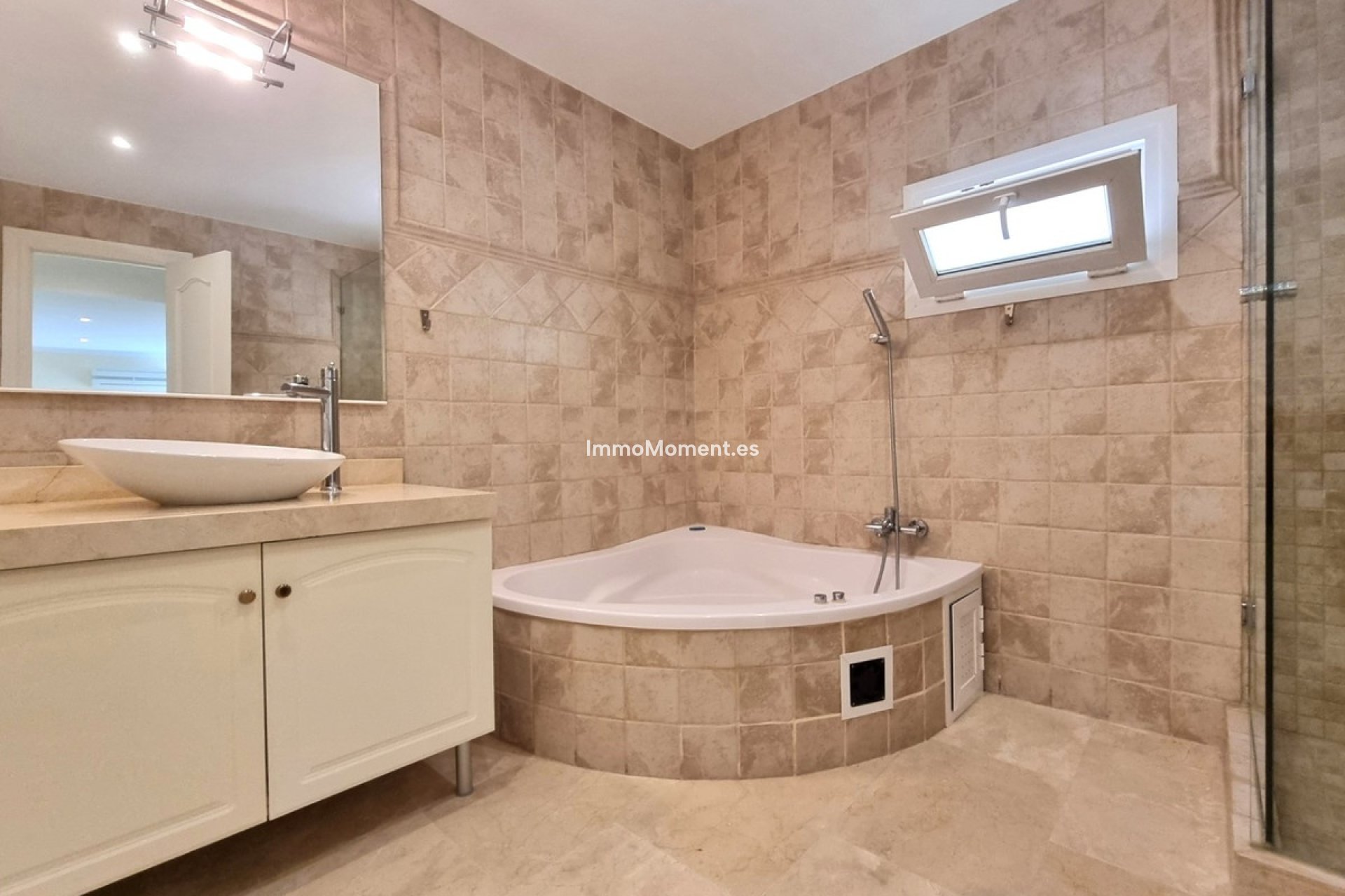 Bestaande woning - Vrijstaande villa - Benalmadena - Benalmadena Centro