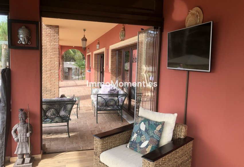 Bestaande woning - Vrijstaande villa - Benalmadena - Benalmadena Centro