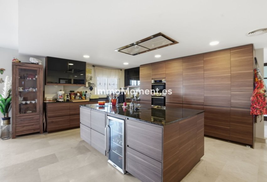 Bestaande woning - Vrijstaande villa - Benalmadena - Benalmadena Centro