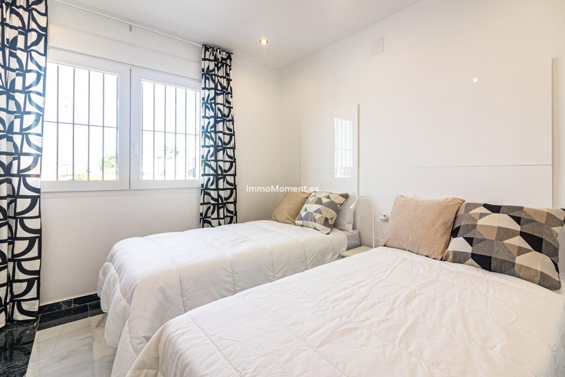 Bestaande woning - Vrijstaande villa - Benalmadena - Benalmadena Costa