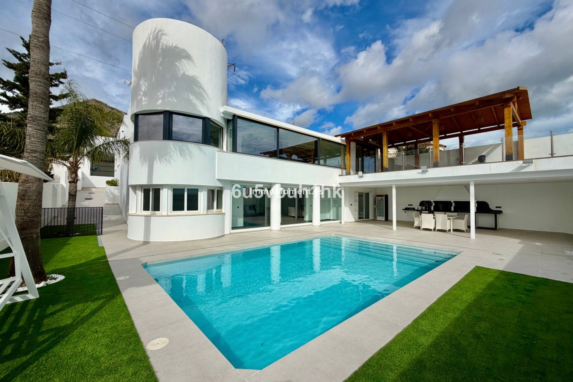 Bestaande woning - Vrijstaande villa - Benalmadena - Benalmadena Costa