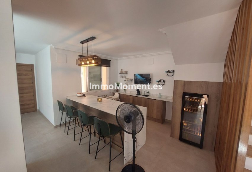 Bestaande woning - Vrijstaande villa - Benidorm - Benidorm Centro