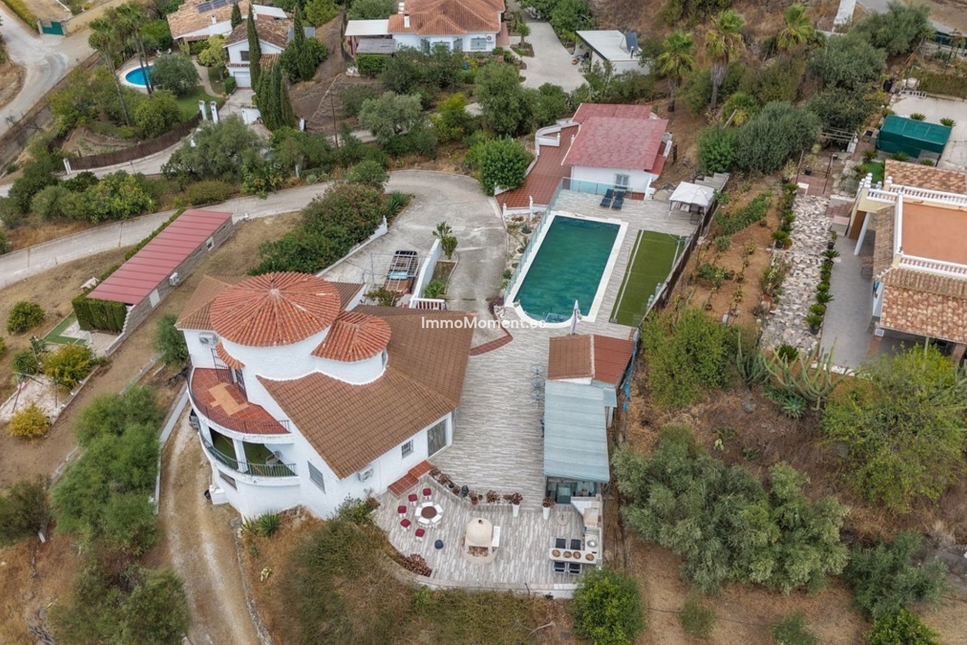 Bestaande woning - Vrijstaande villa - Binnenland  - Alhaurín de la Torre