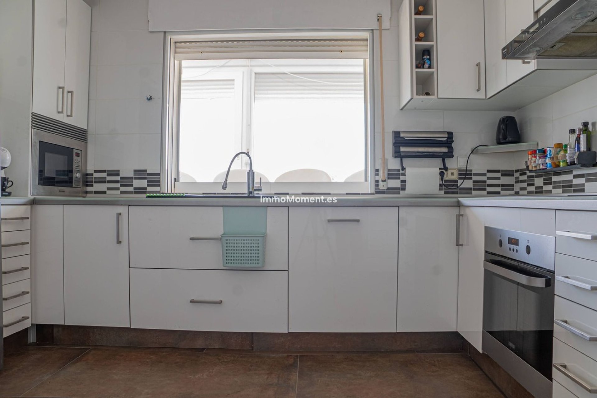 Bestaande woning - Vrijstaande villa - Binnenland  - Alhaurín de la Torre
