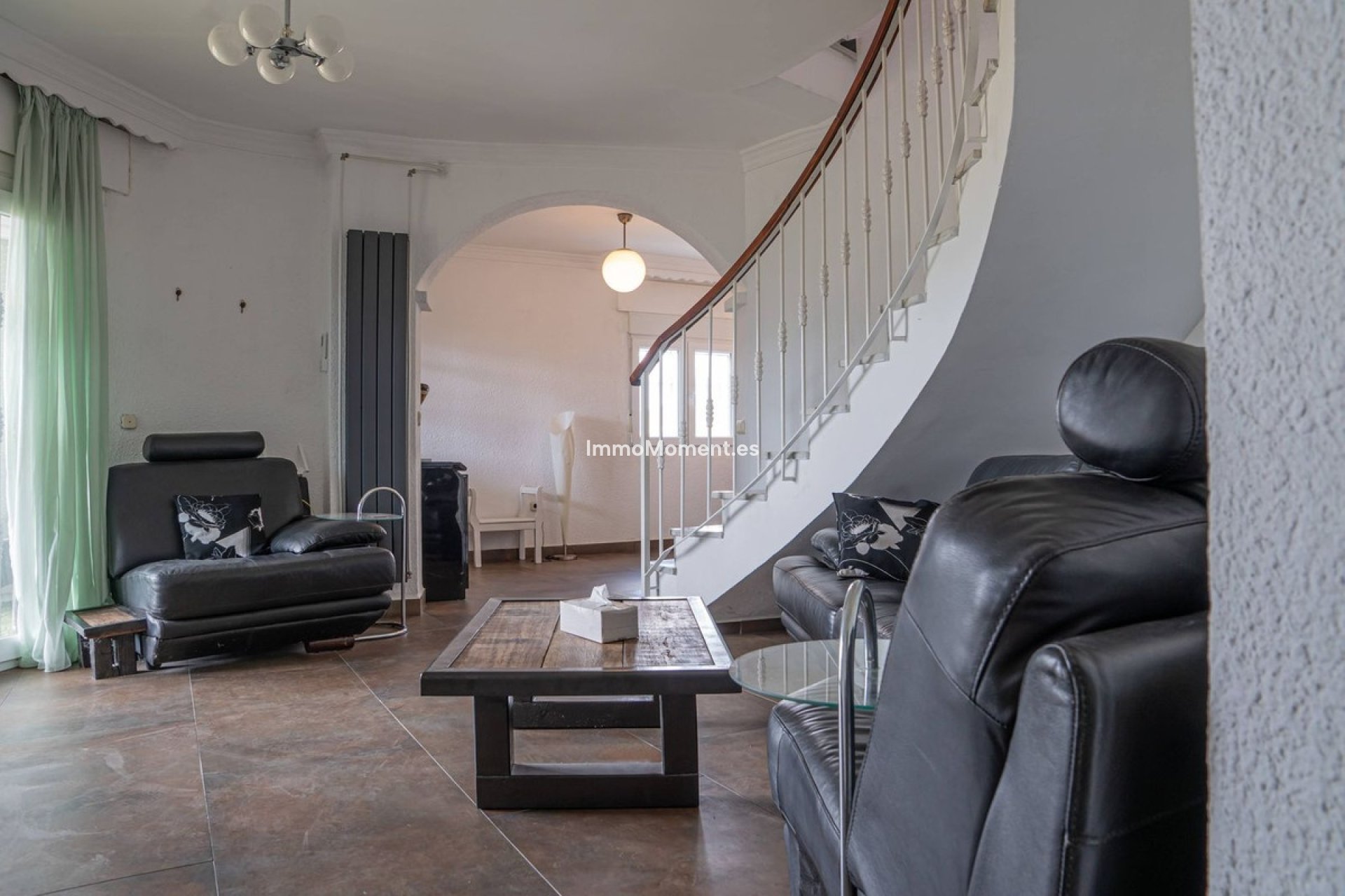 Bestaande woning - Vrijstaande villa - Binnenland  - Alhaurín de la Torre