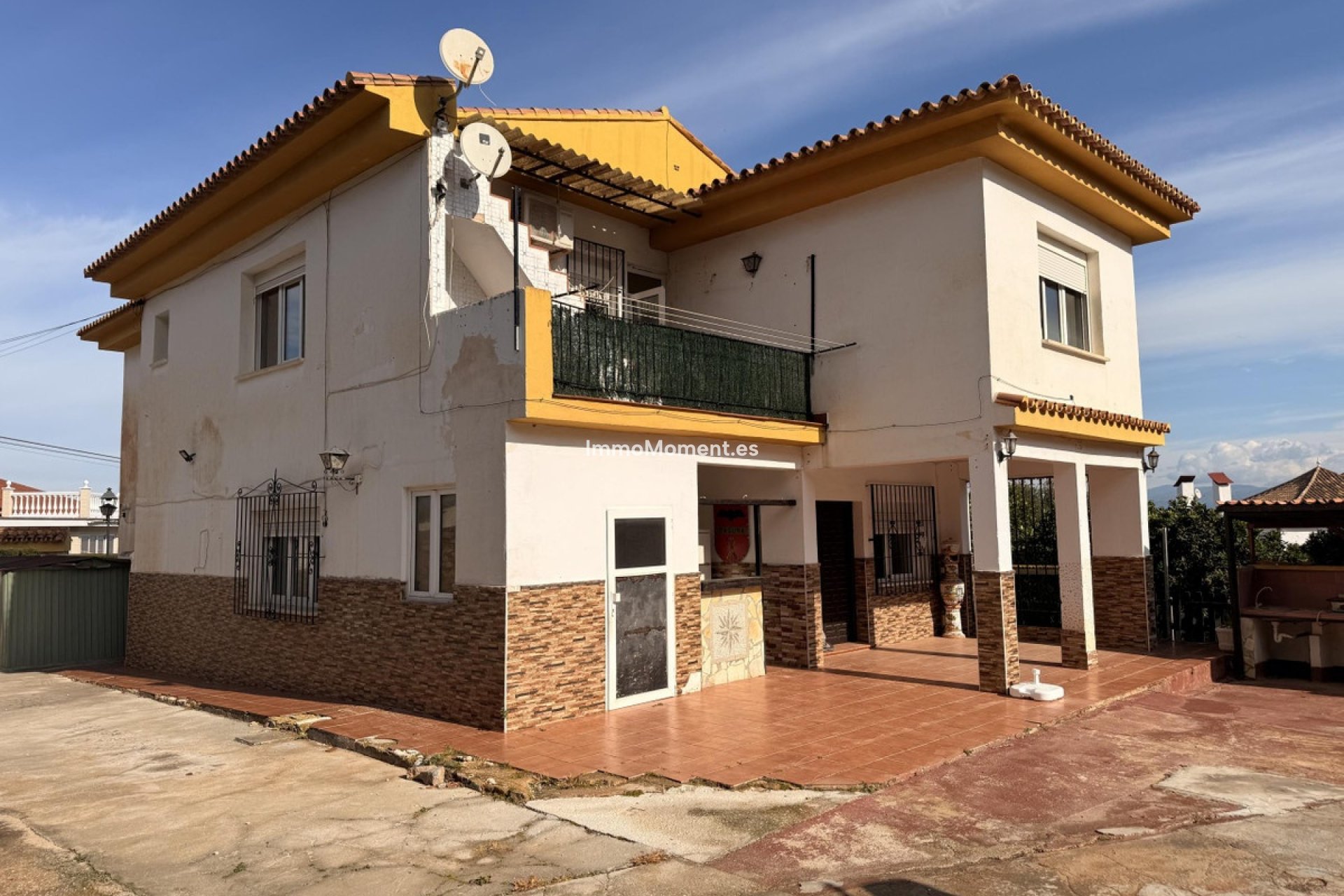 Bestaande woning - Vrijstaande villa - Binnenland  - Alhaurín de la Torre