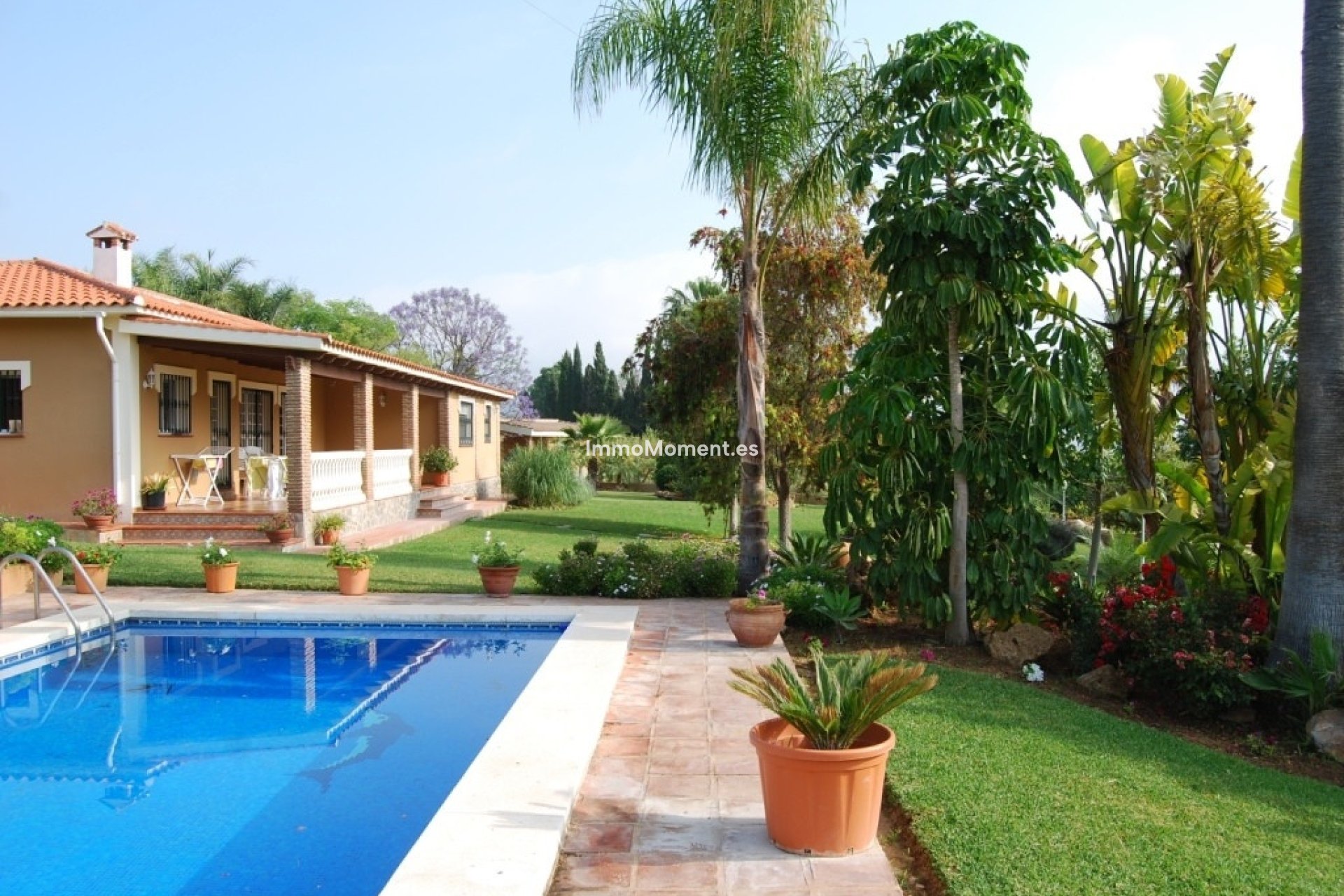 Bestaande woning - Vrijstaande villa - Binnenland  - Alhaurín de la Torre