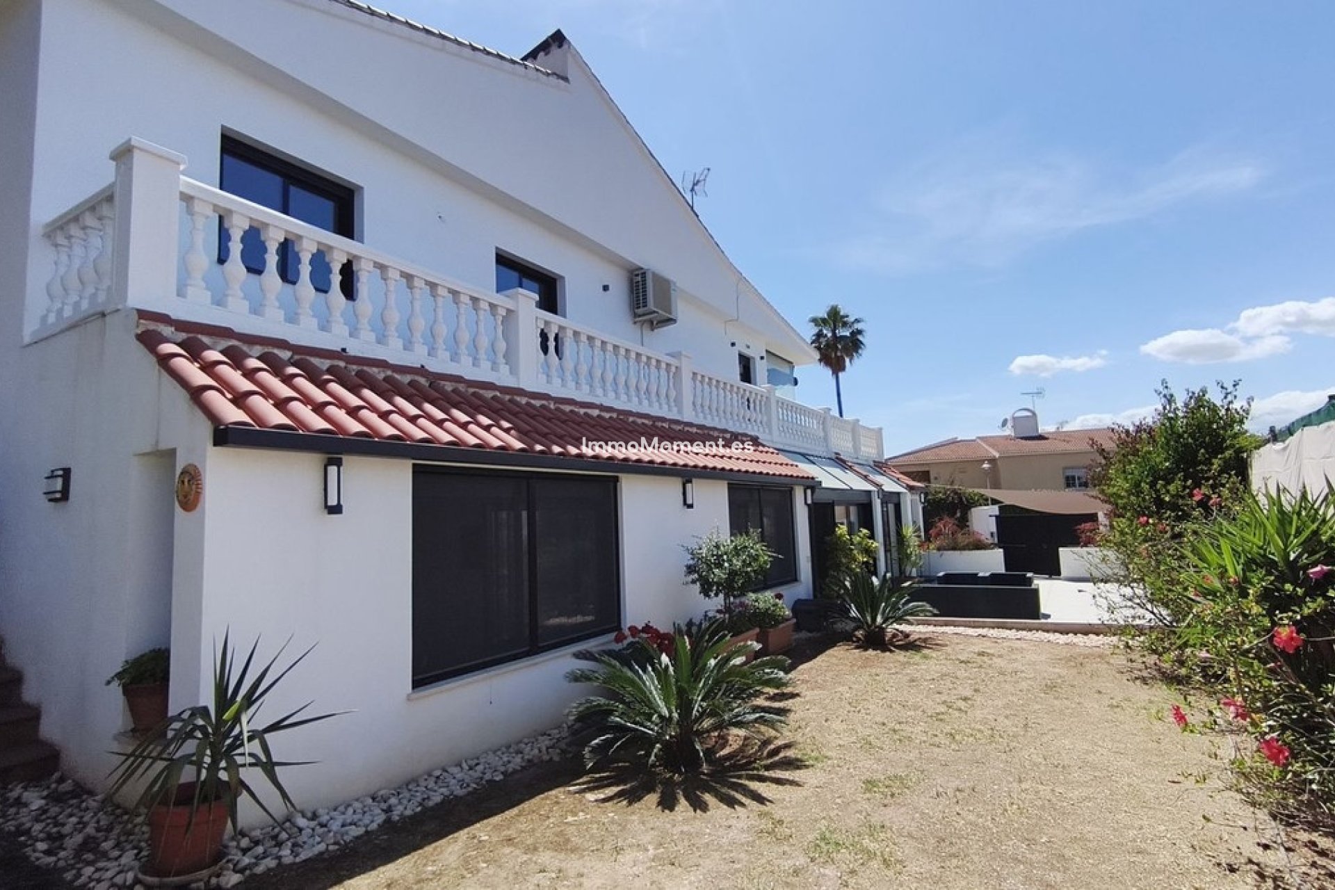 Bestaande woning - Vrijstaande villa - Binnenland  - Alhaurín de la Torre