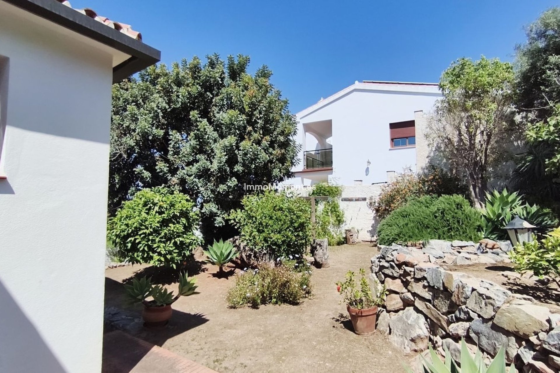 Bestaande woning - Vrijstaande villa - Binnenland  - Alhaurín de la Torre