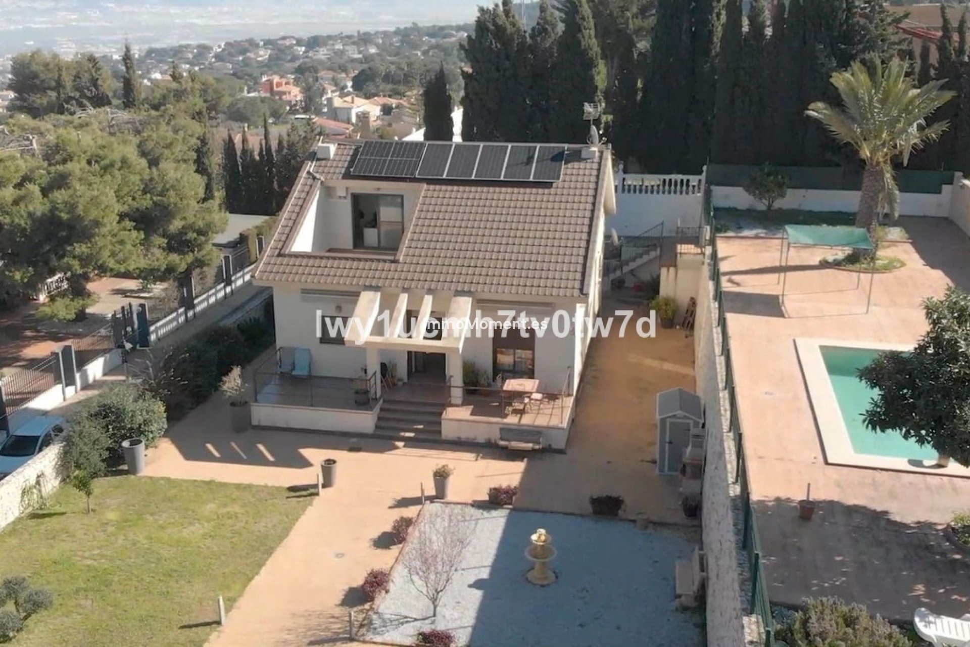 Bestaande woning - Vrijstaande villa - Binnenland  - Alhaurín de la Torre