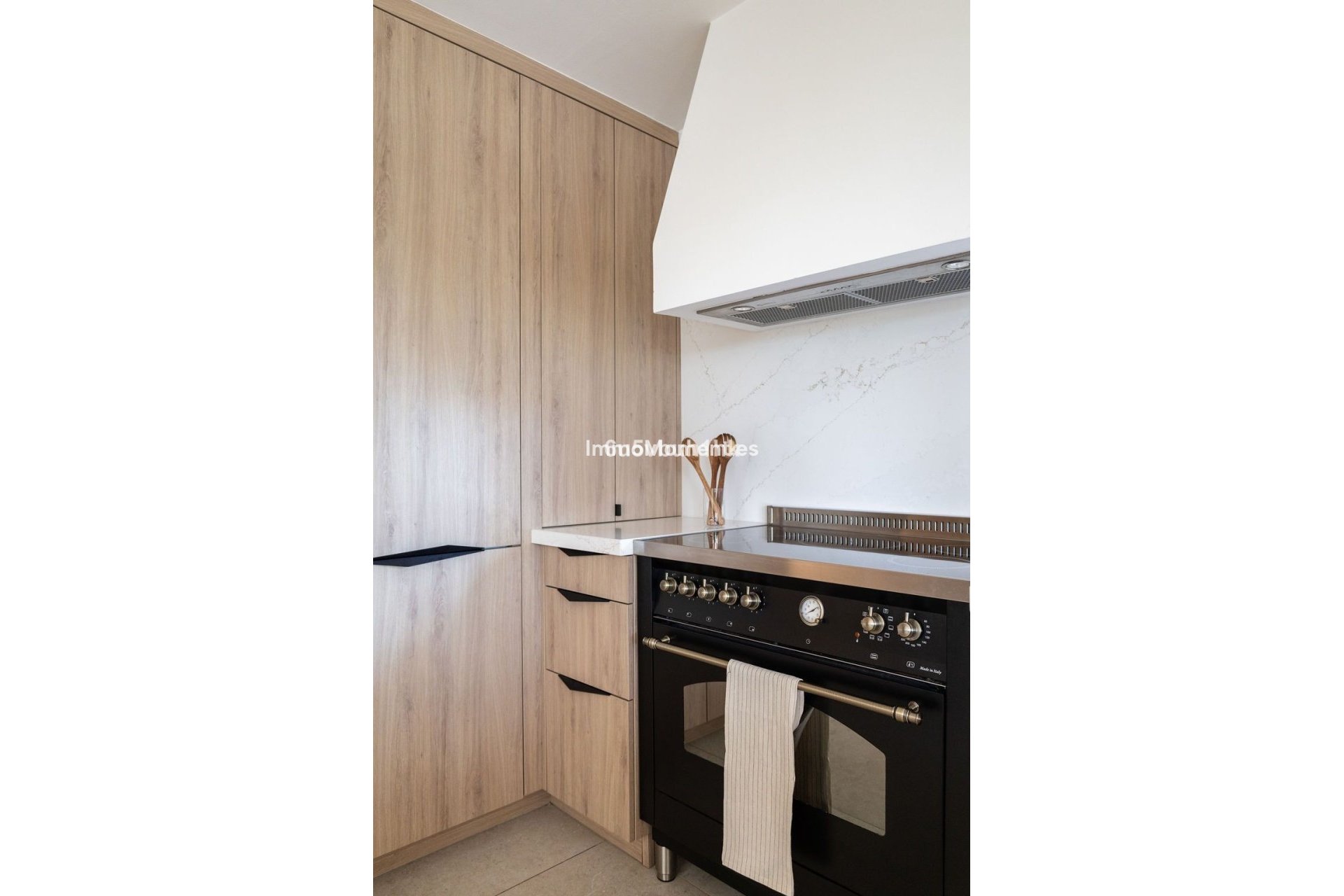 Bestaande woning - Vrijstaande villa - Binnenland  - Alhaurín de la Torre