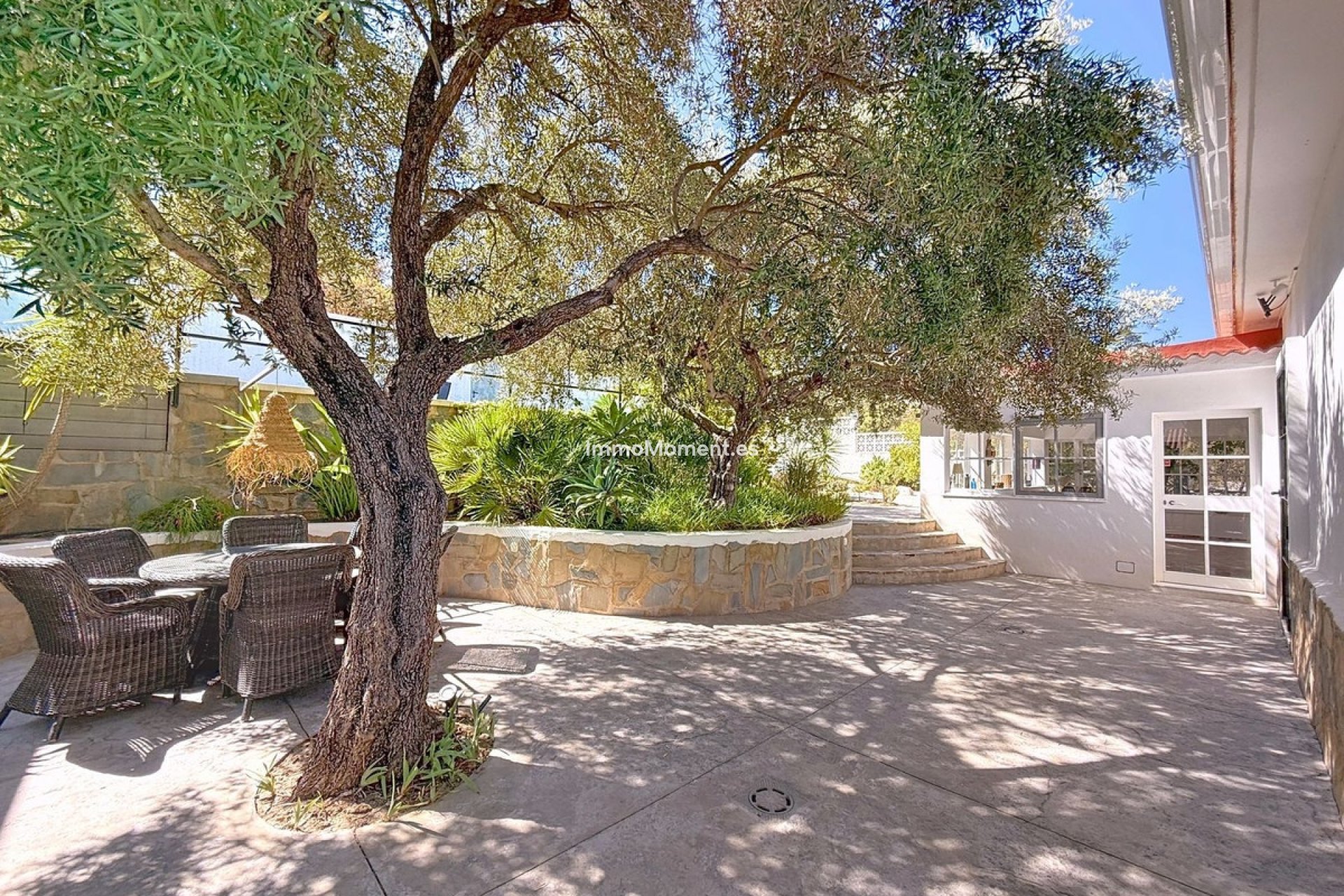 Bestaande woning - Vrijstaande villa - Binnenland  - Alhaurín de la Torre