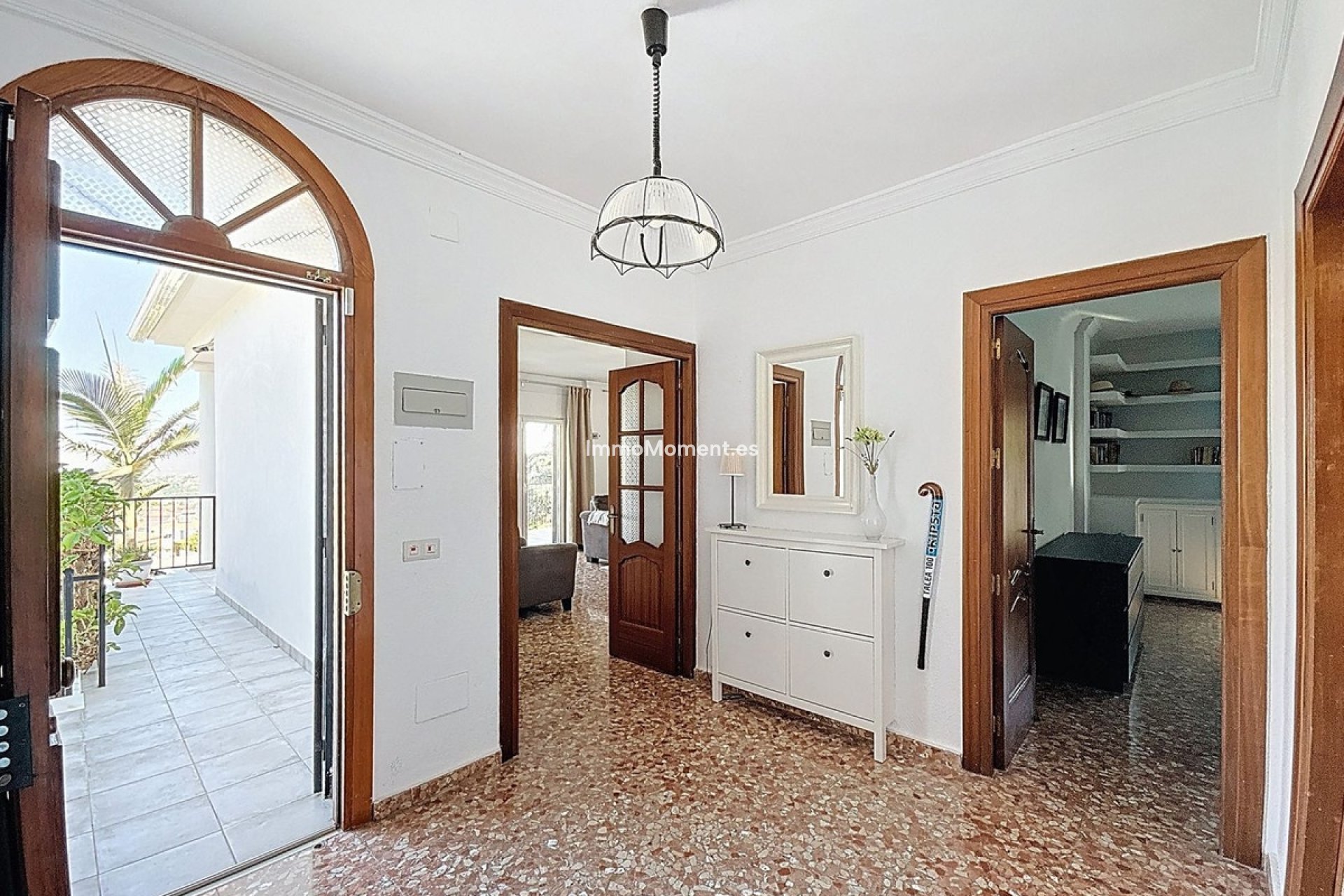 Bestaande woning - Vrijstaande villa - Binnenland  - Alhaurín de la Torre