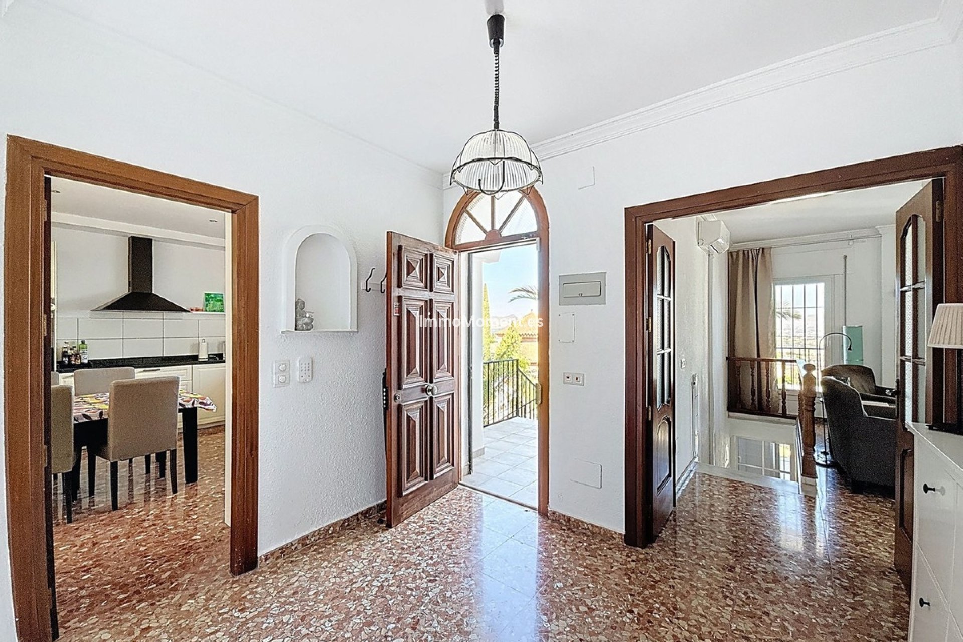 Bestaande woning - Vrijstaande villa - Binnenland  - Alhaurín de la Torre