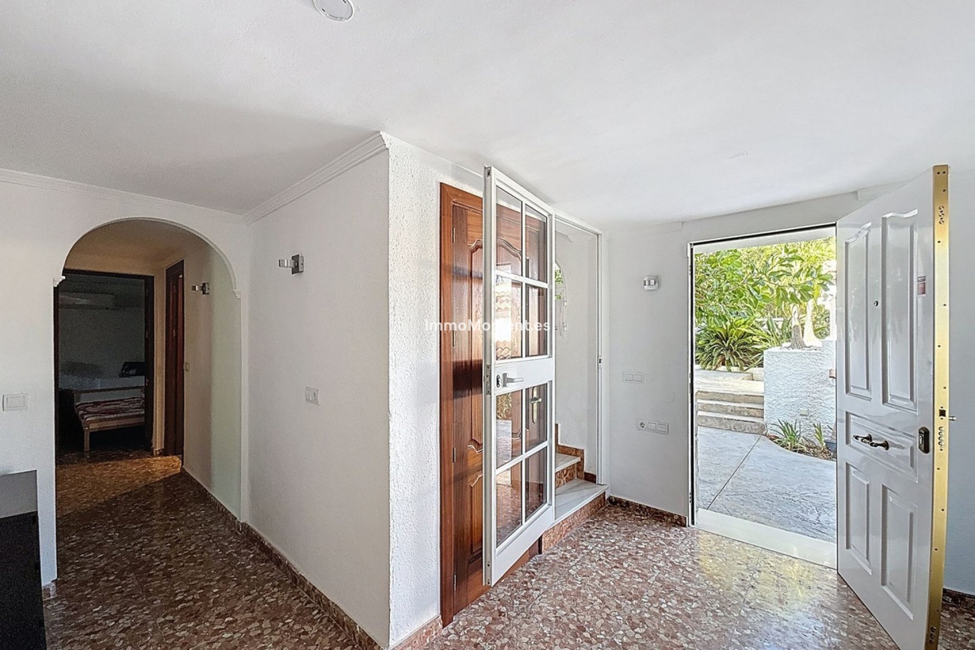 Bestaande woning - Vrijstaande villa - Binnenland  - Alhaurín de la Torre