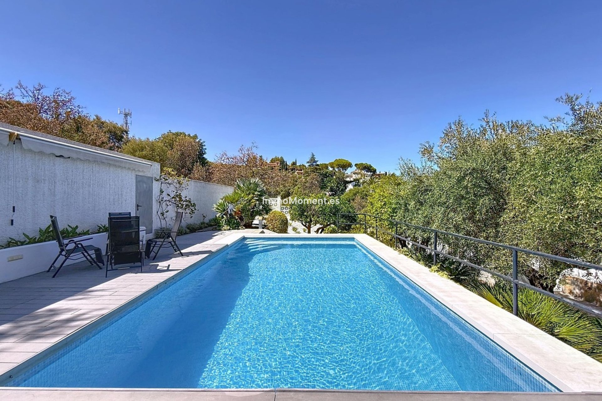 Bestaande woning - Vrijstaande villa - Binnenland  - Alhaurín de la Torre