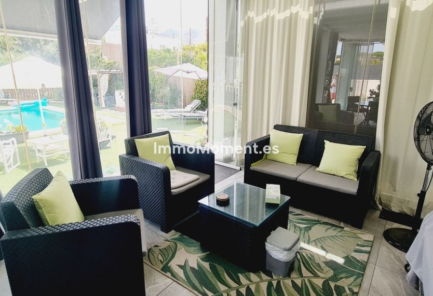 Bestaande woning - Vrijstaande villa - Binnenland  - Alhaurín de la Torre
