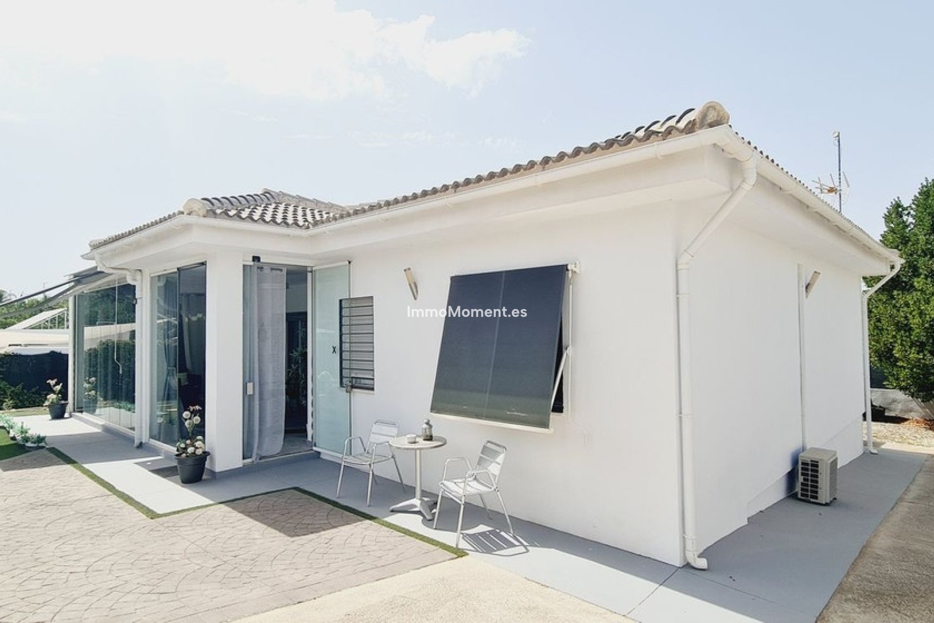 Bestaande woning - Vrijstaande villa - Binnenland  - Alhaurín de la Torre
