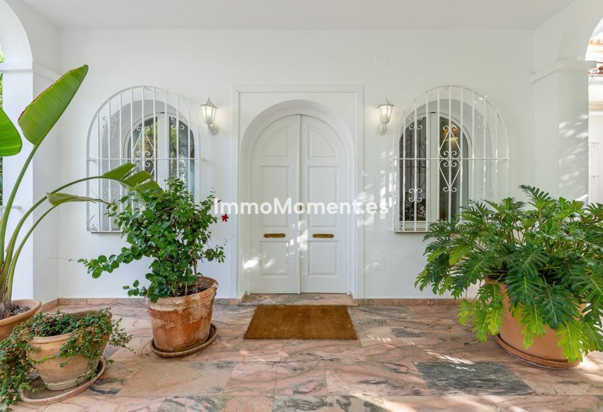 Bestaande woning - Vrijstaande villa - Binnenland  - Alhaurín el Grande Centro