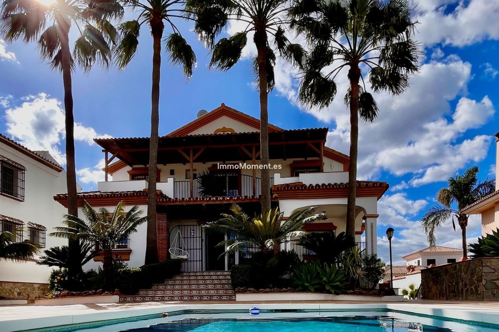 Bestaande woning - Vrijstaande villa - Binnenland  - Alhaurín el Grande Centro