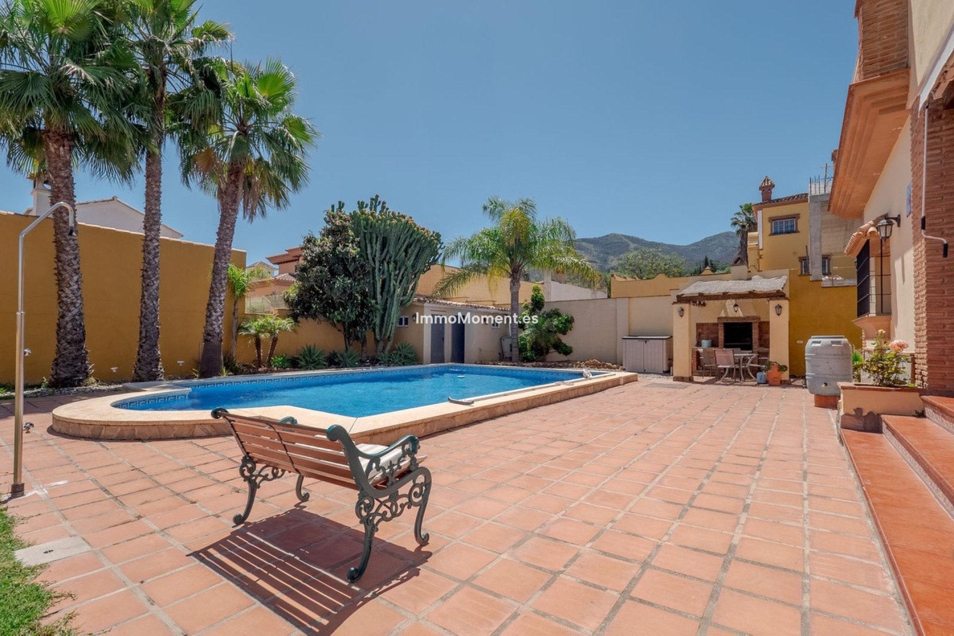 Bestaande woning - Vrijstaande villa - Binnenland  - Alhaurín el Grande Centro