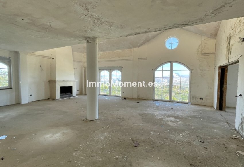 Bestaande woning - Vrijstaande villa - Binnenland  - Alhaurín el Grande Centro