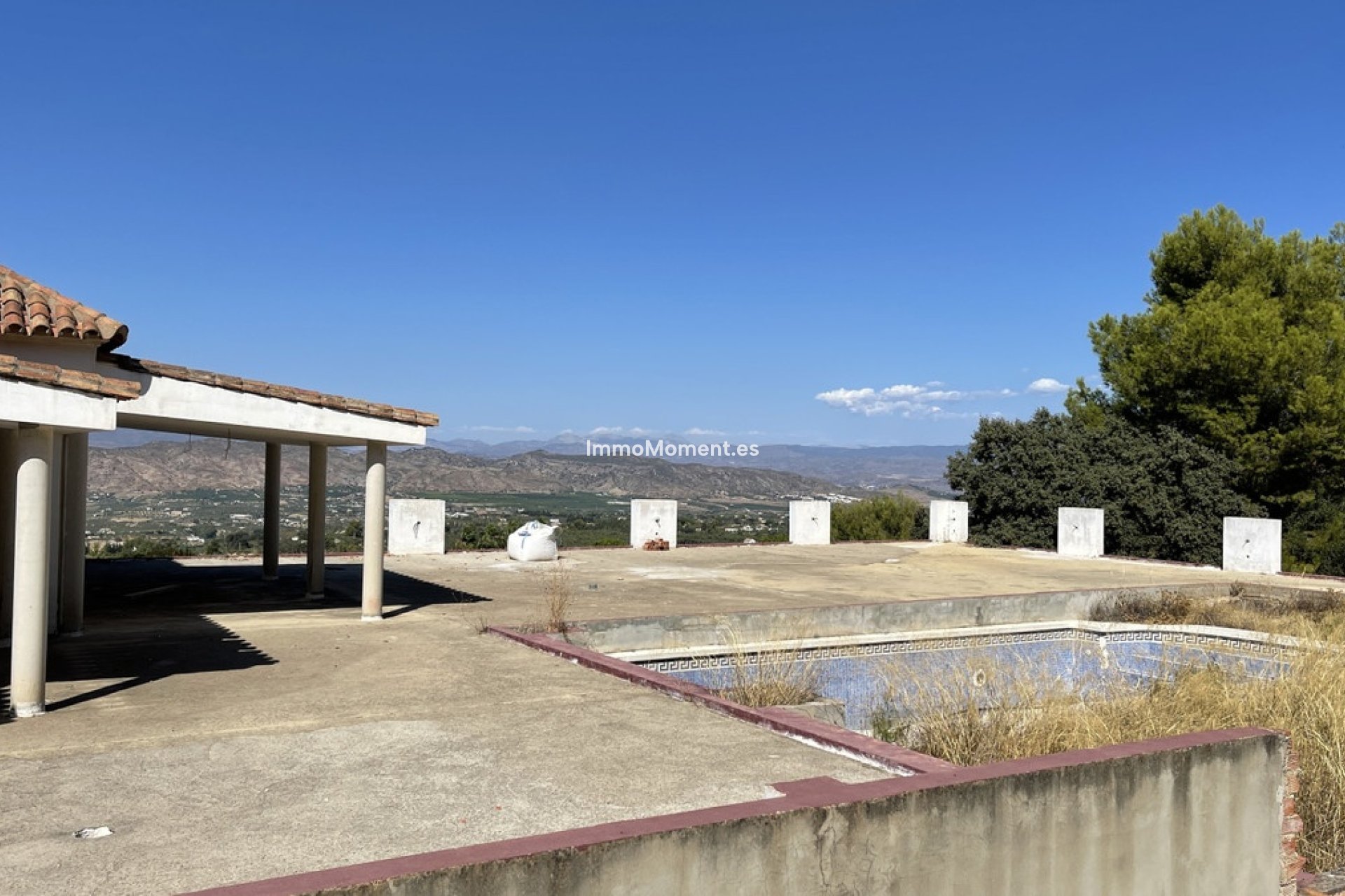 Bestaande woning - Vrijstaande villa - Binnenland  - Alhaurín el Grande Centro