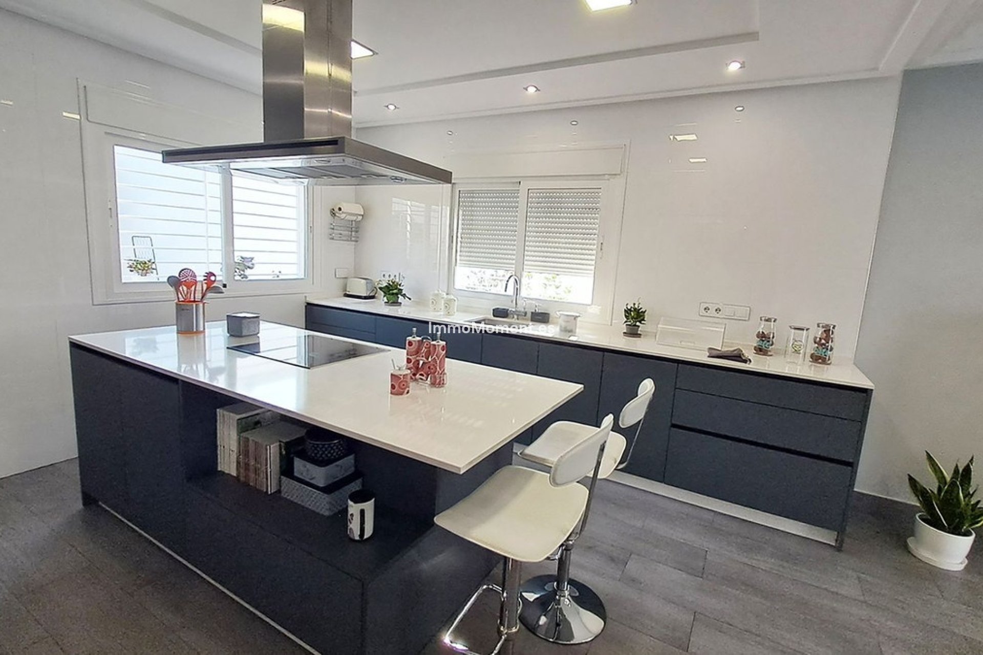 Bestaande woning - Vrijstaande villa - Binnenland  - Alhaurín el Grande Centro