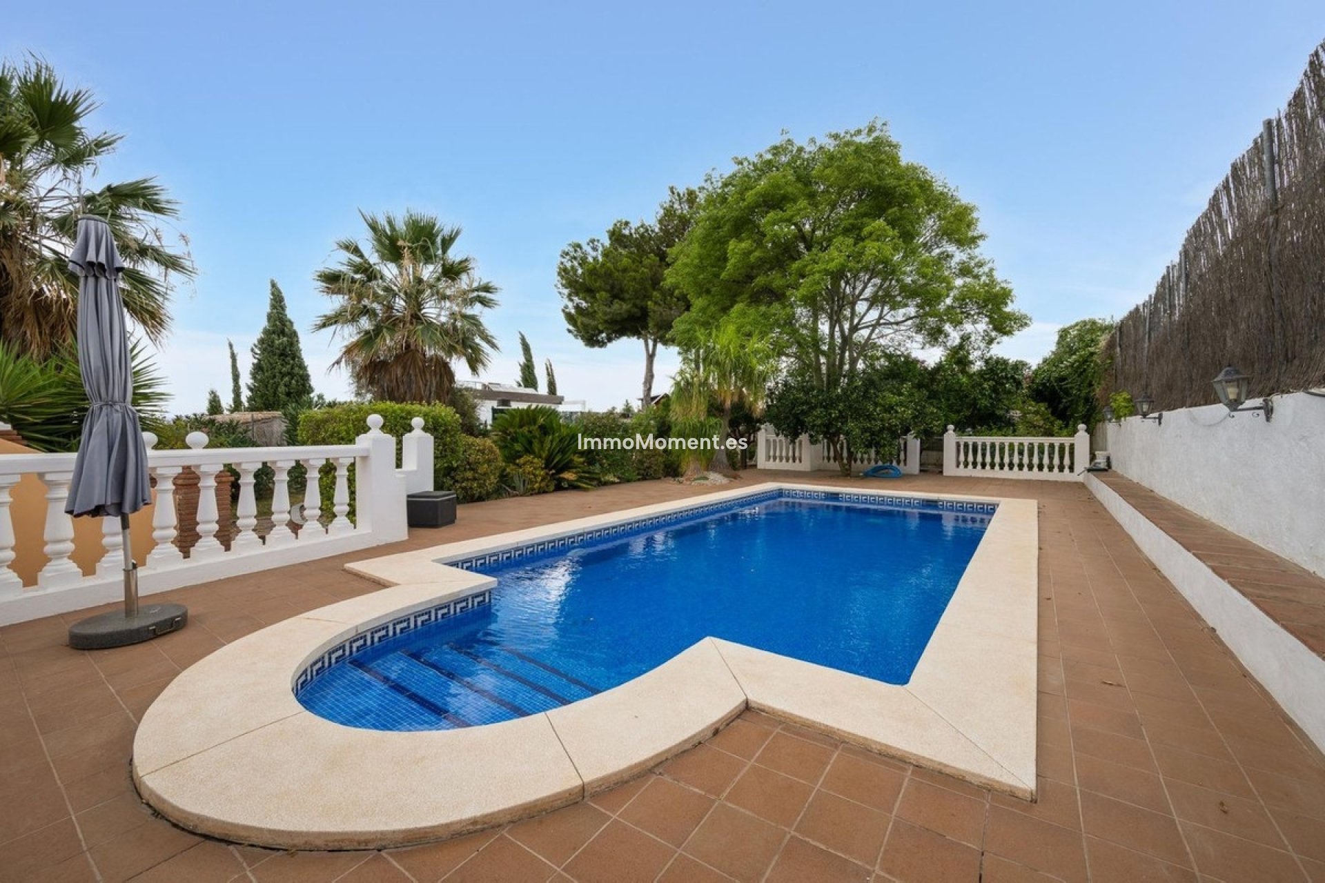 Bestaande woning - Vrijstaande villa - Binnenland  - Alhaurín el Grande Centro