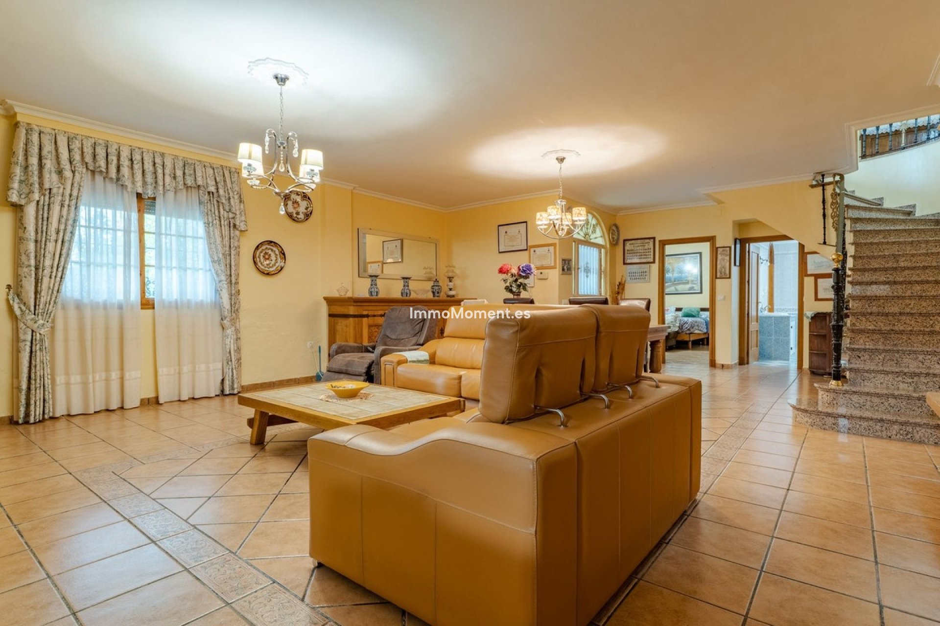 Bestaande woning - Vrijstaande villa - Binnenland  - Alhaurín el Grande Centro