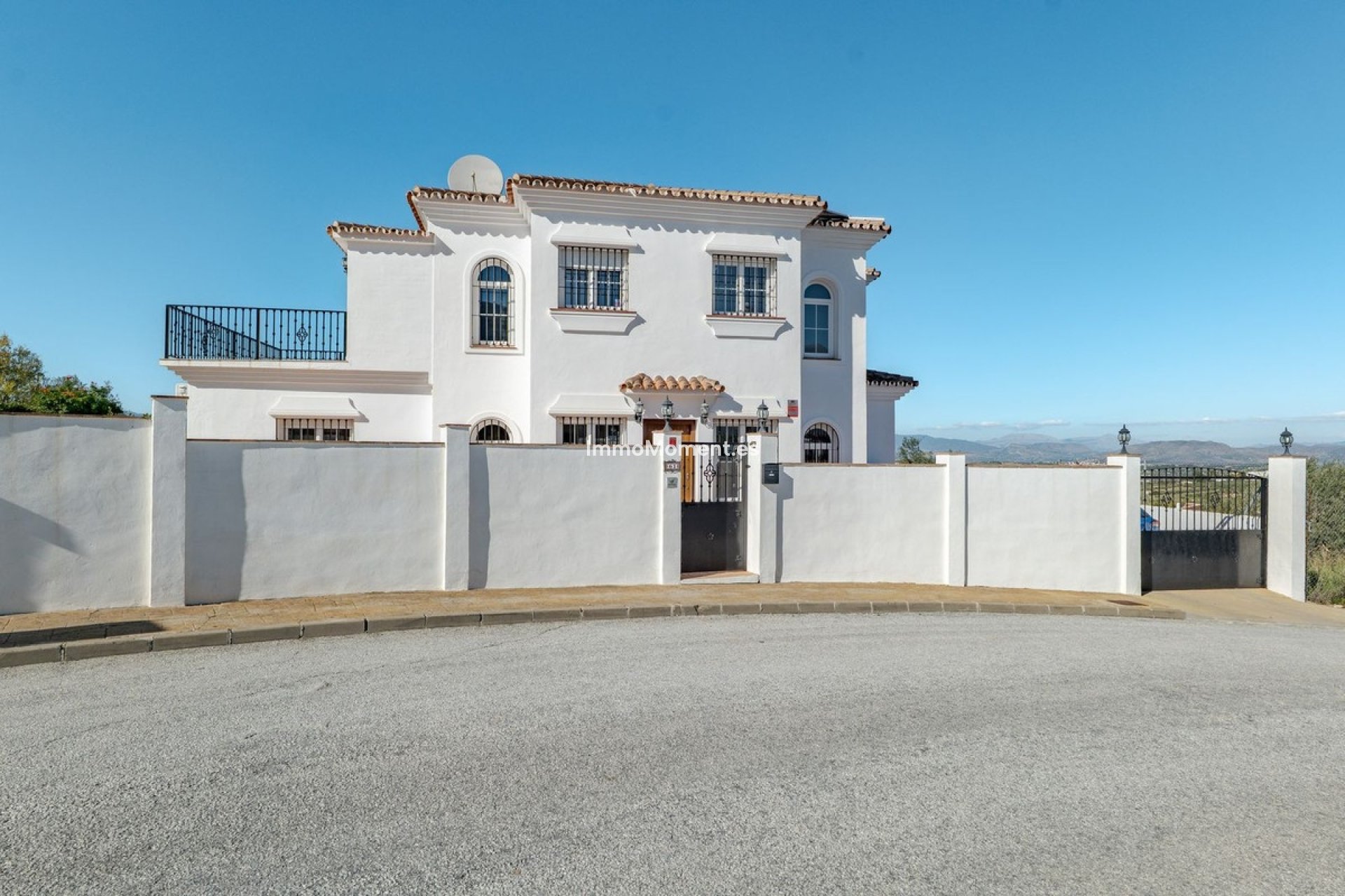 Bestaande woning - Vrijstaande villa - Binnenland  - Alhaurín el Grande Centro