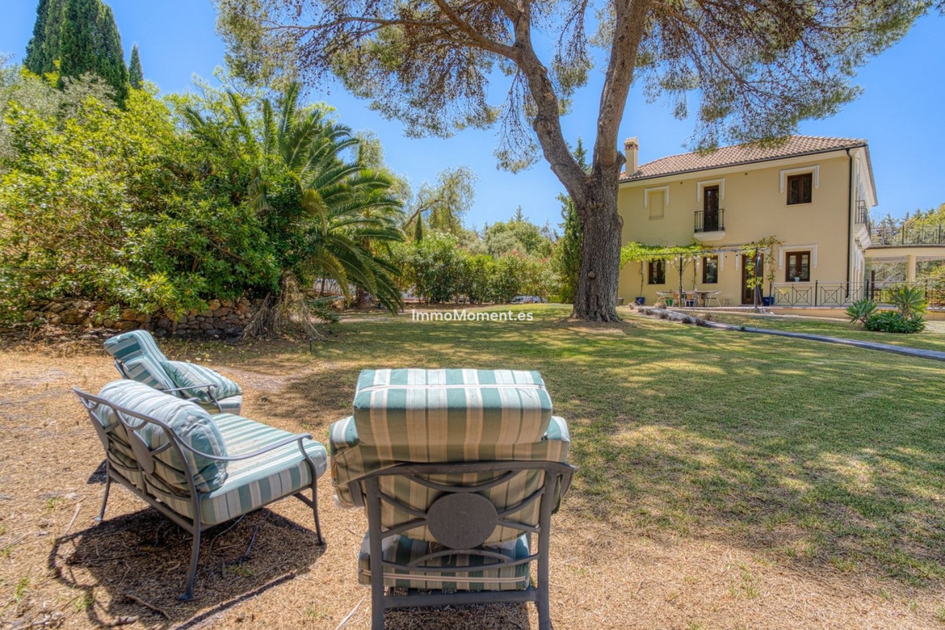 Bestaande woning - Vrijstaande villa - Binnenland  - Alhaurín el Grande Centro