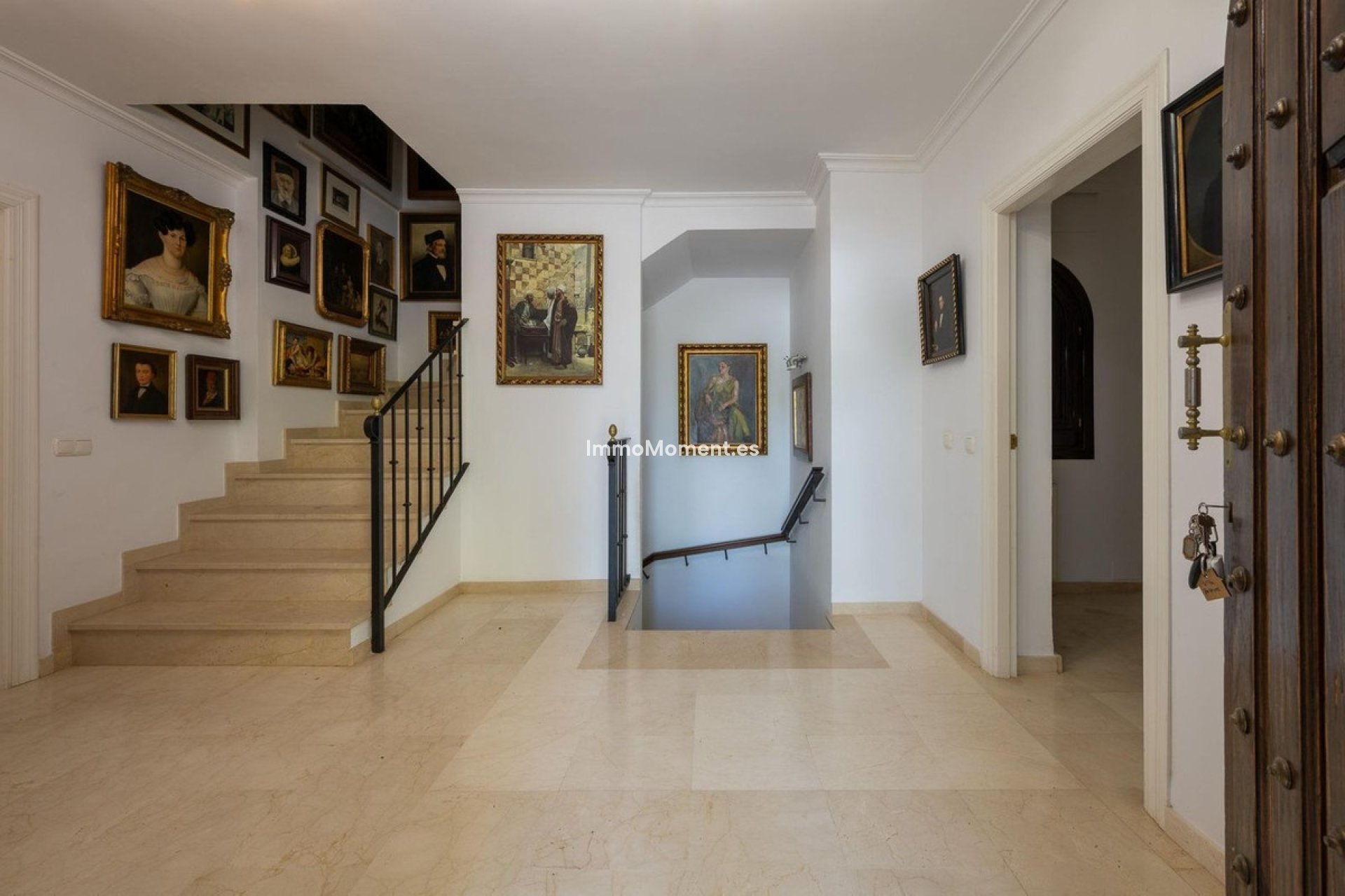 Bestaande woning - Vrijstaande villa - Binnenland  - Alhaurín el Grande Centro