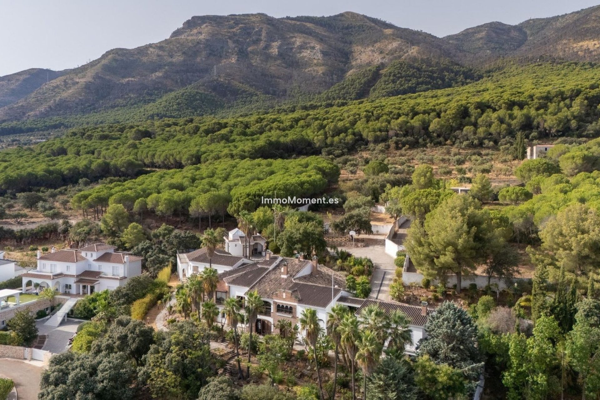 Bestaande woning - Vrijstaande villa - Binnenland  - Alhaurín el Grande Centro