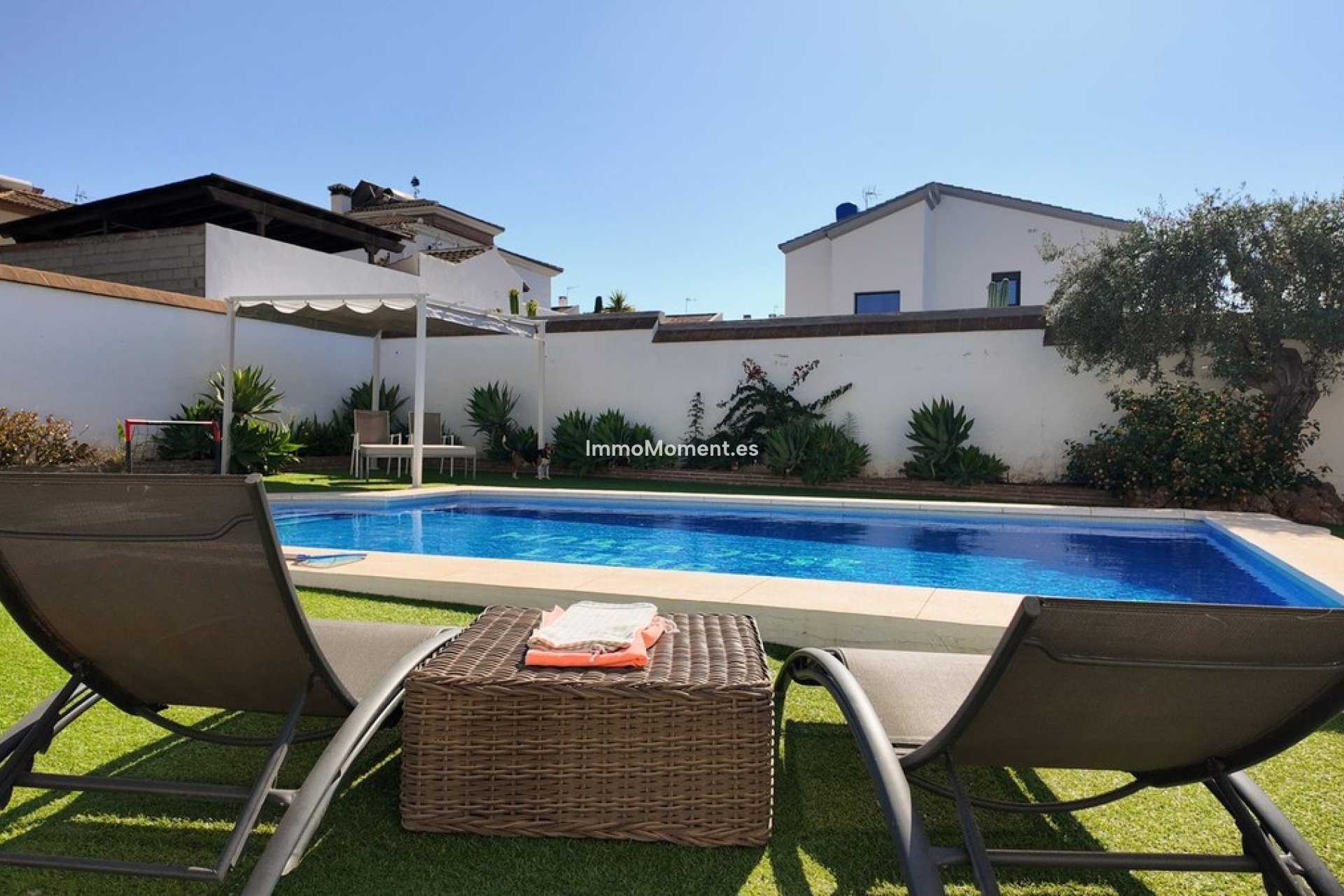 Bestaande woning - Vrijstaande villa - Binnenland  - Alhaurín el Grande Centro