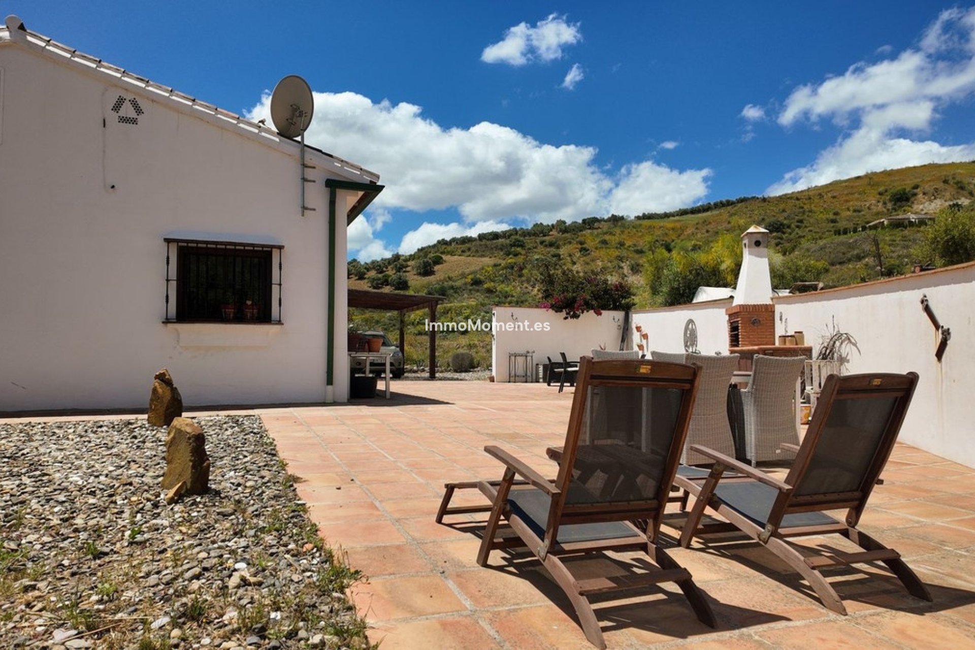 Bestaande woning - Vrijstaande villa - Binnenland  - Alora