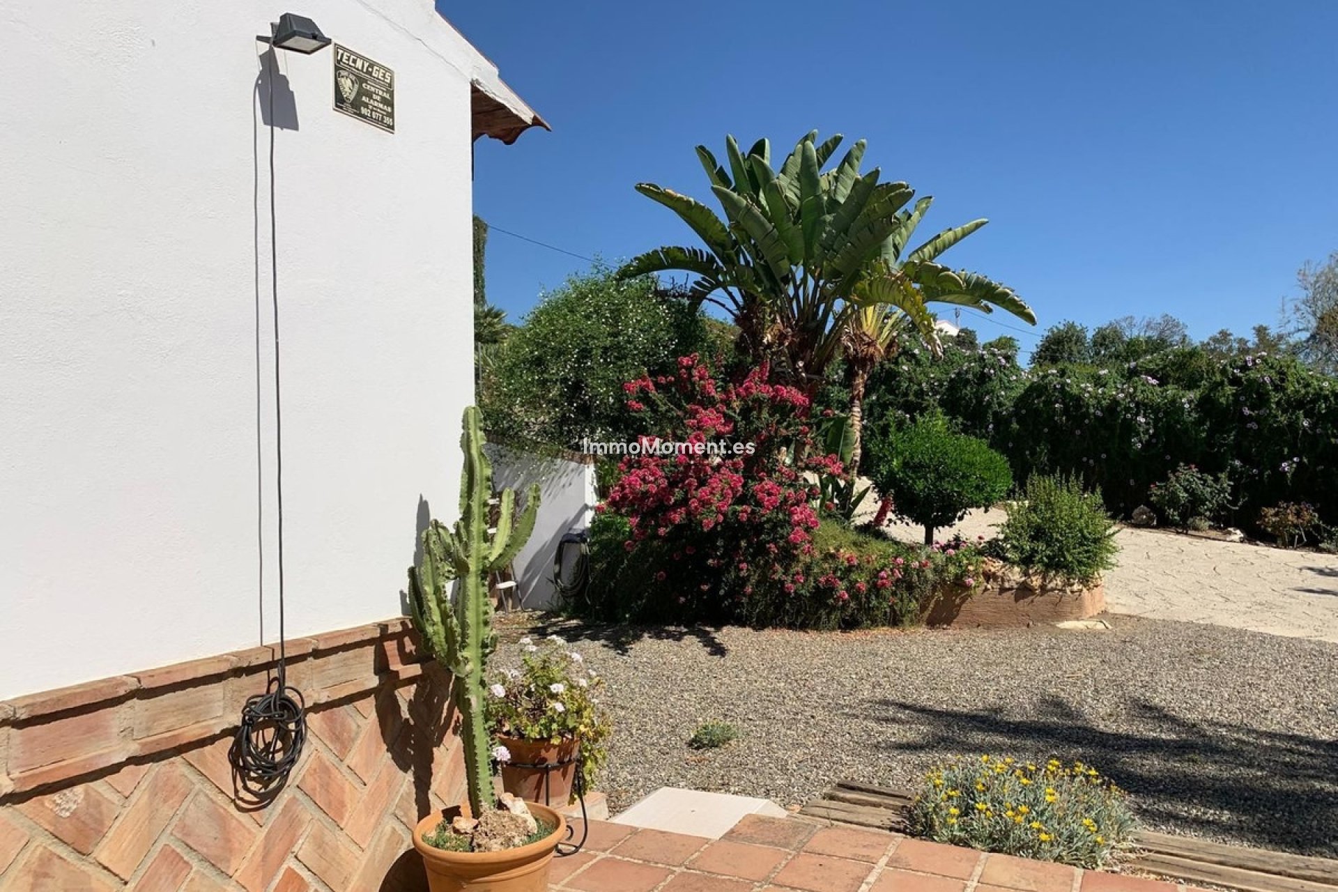 Bestaande woning - Vrijstaande villa - Binnenland  - Alora