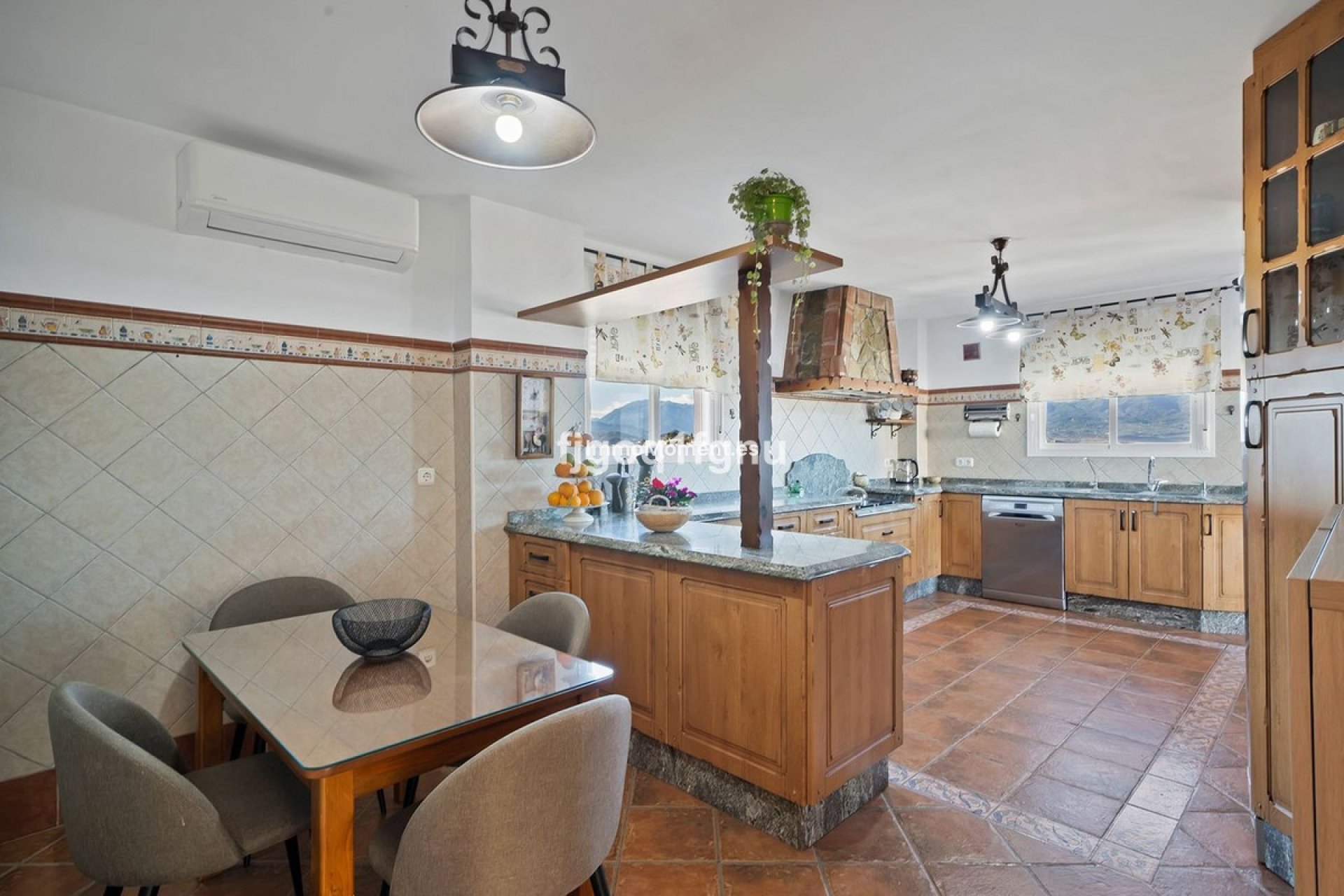 Bestaande woning - Vrijstaande villa - Binnenland  - Coín