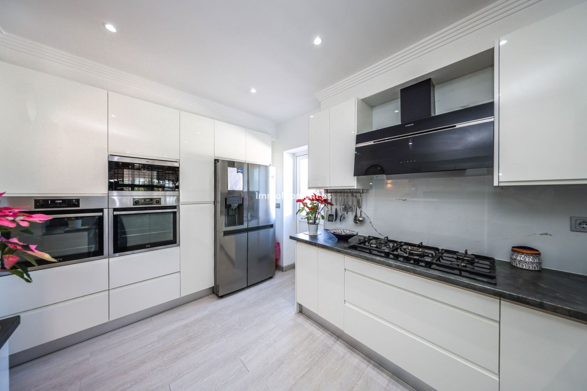 Bestaande woning - Vrijstaande villa - Binnenland  - Coín