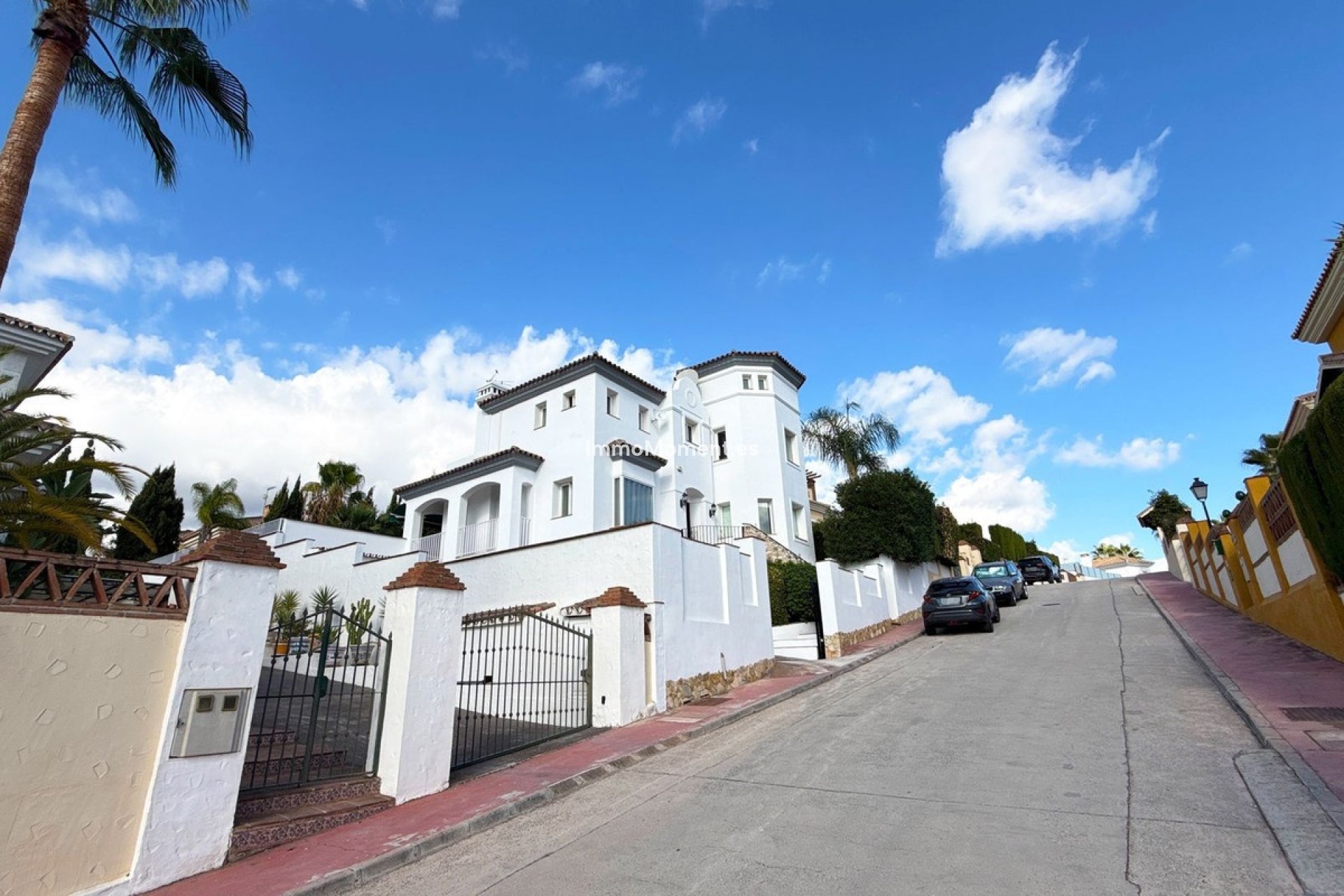 Bestaande woning - Vrijstaande villa - Binnenland  - Coín