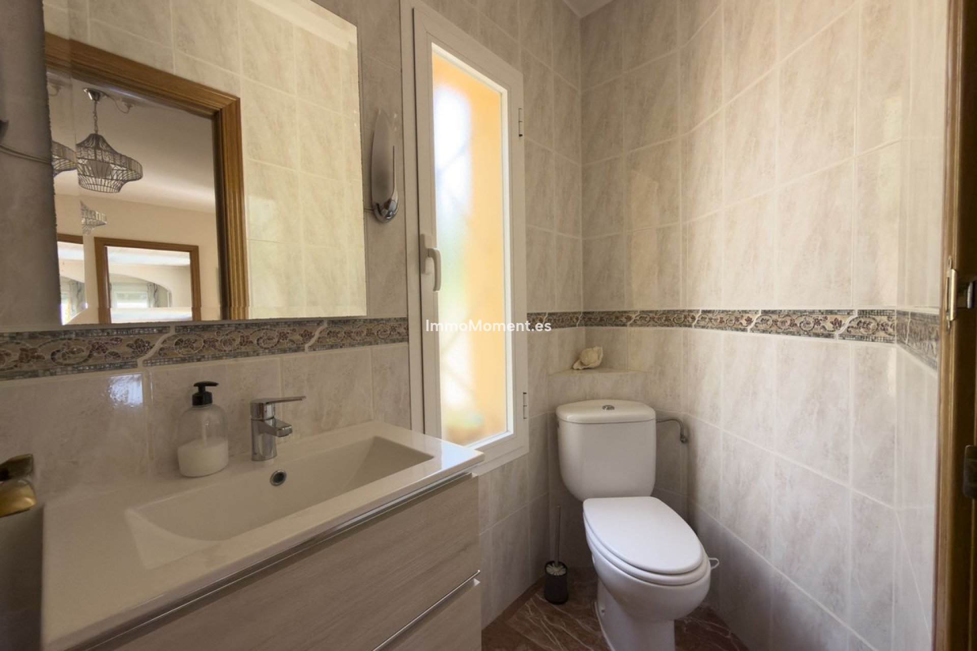 Bestaande woning - Vrijstaande villa - Binnenland  - Coín