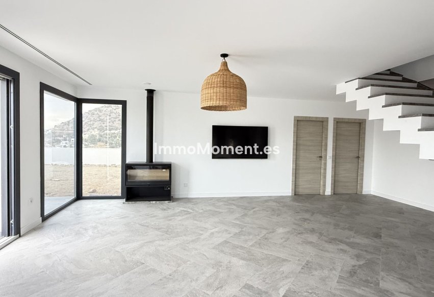 Bestaande woning - Vrijstaande villa - Binnenland  - Coín