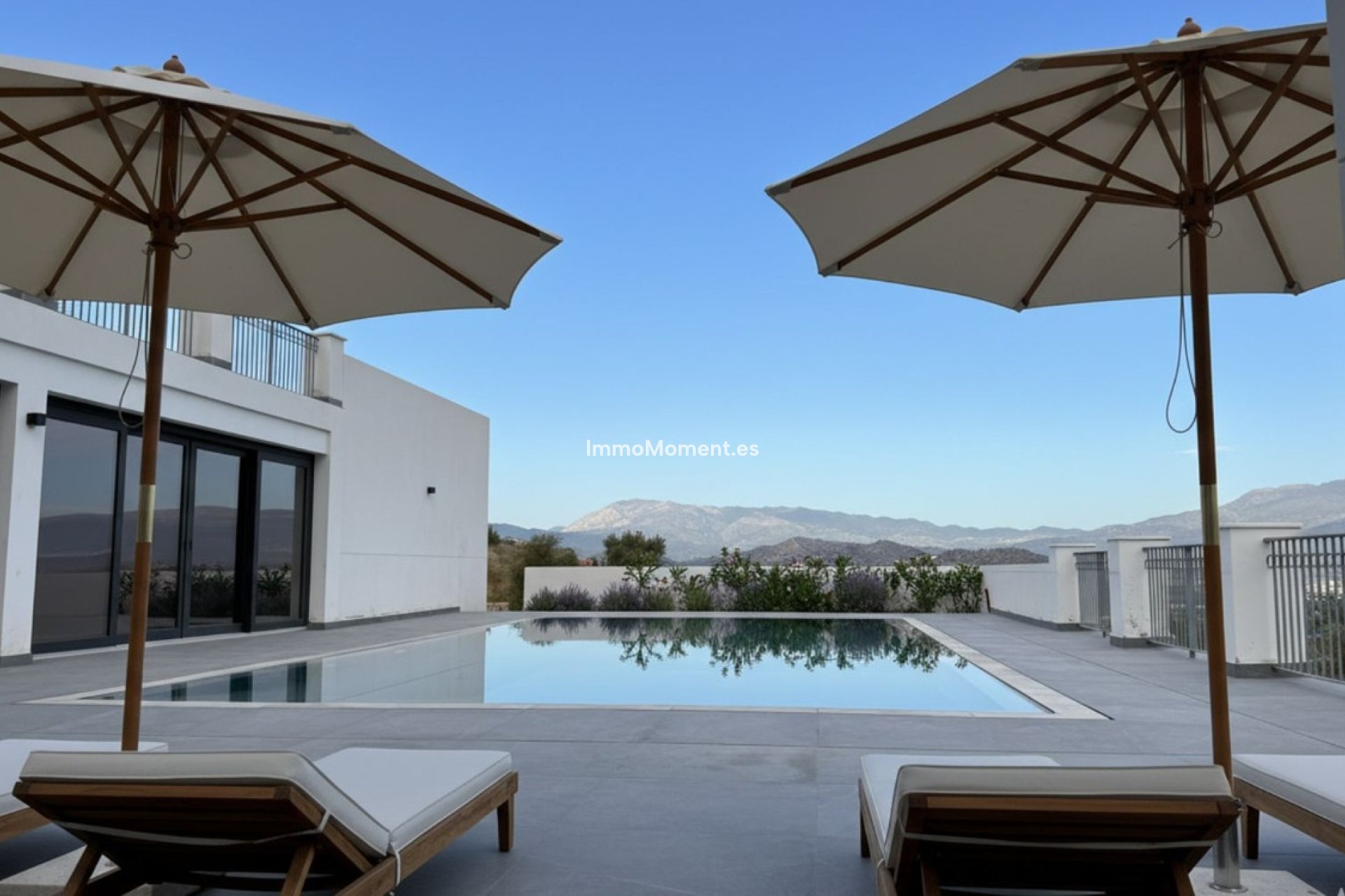 Bestaande woning - Vrijstaande villa - Binnenland  - Coín
