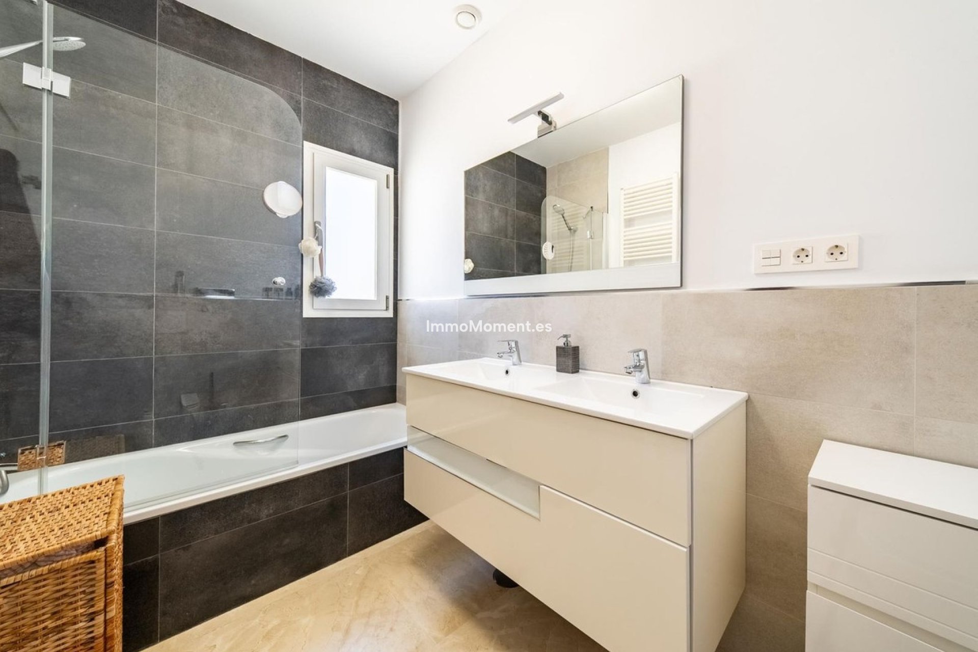 Bestaande woning - Vrijstaande villa - Binnenland  - Coín
