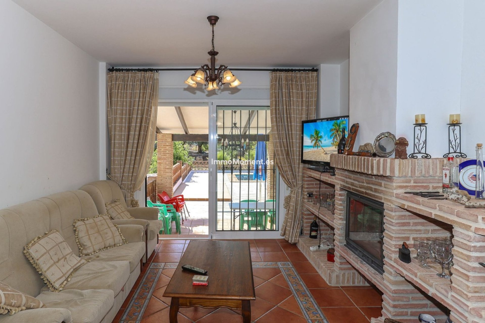 Bestaande woning - Vrijstaande villa - Binnenland  - Guaro