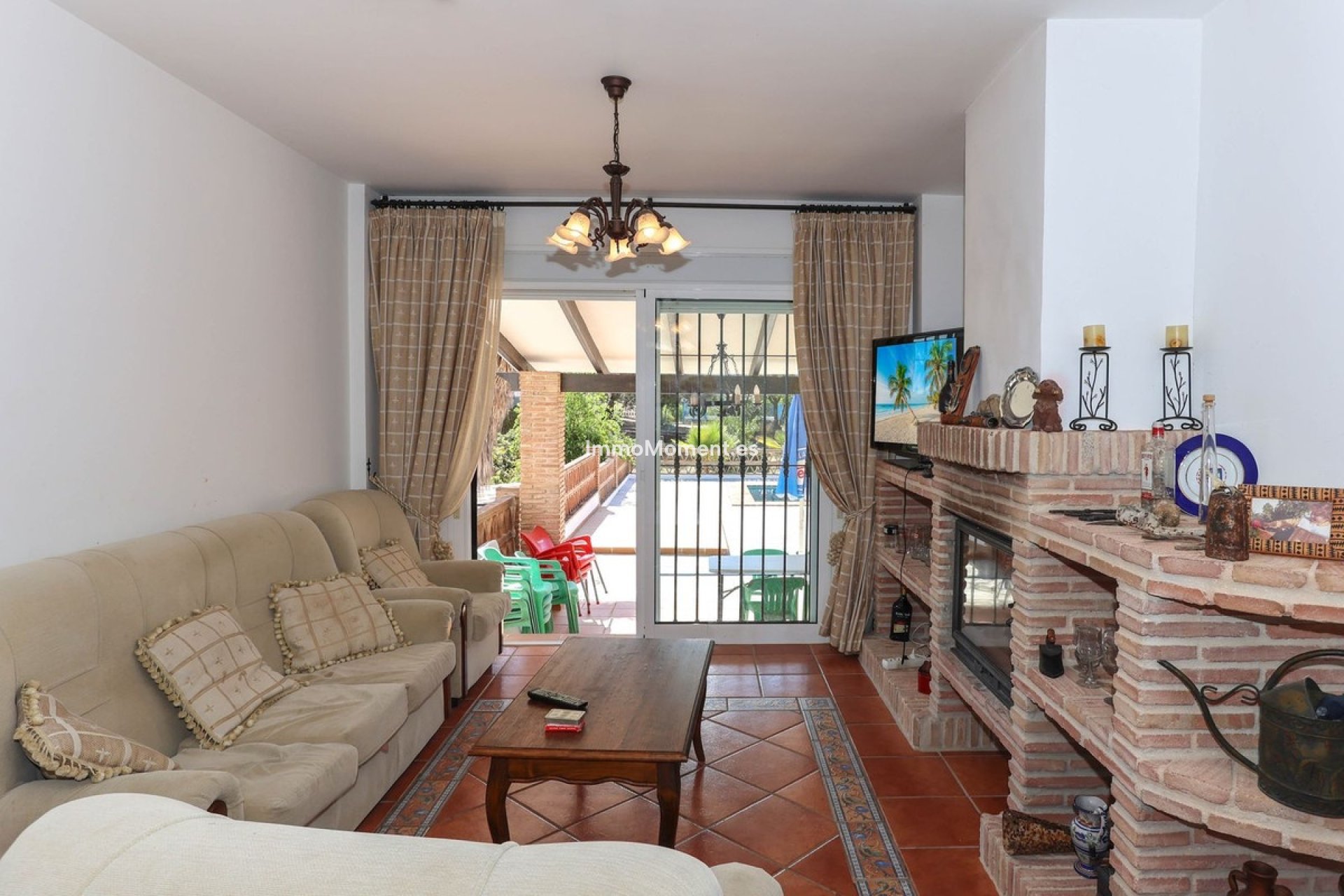 Bestaande woning - Vrijstaande villa - Binnenland  - Guaro
